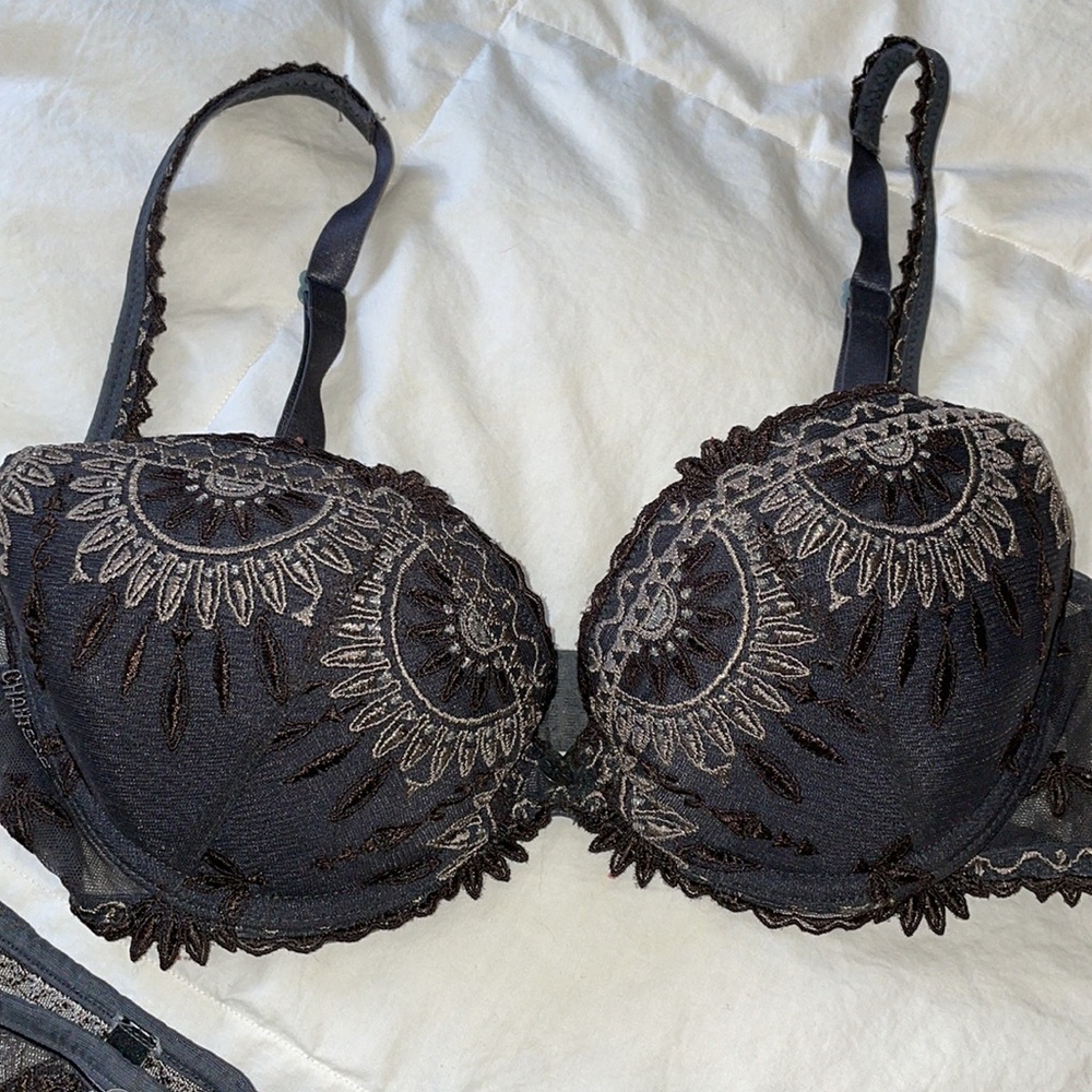 Chantelle 34C Bra